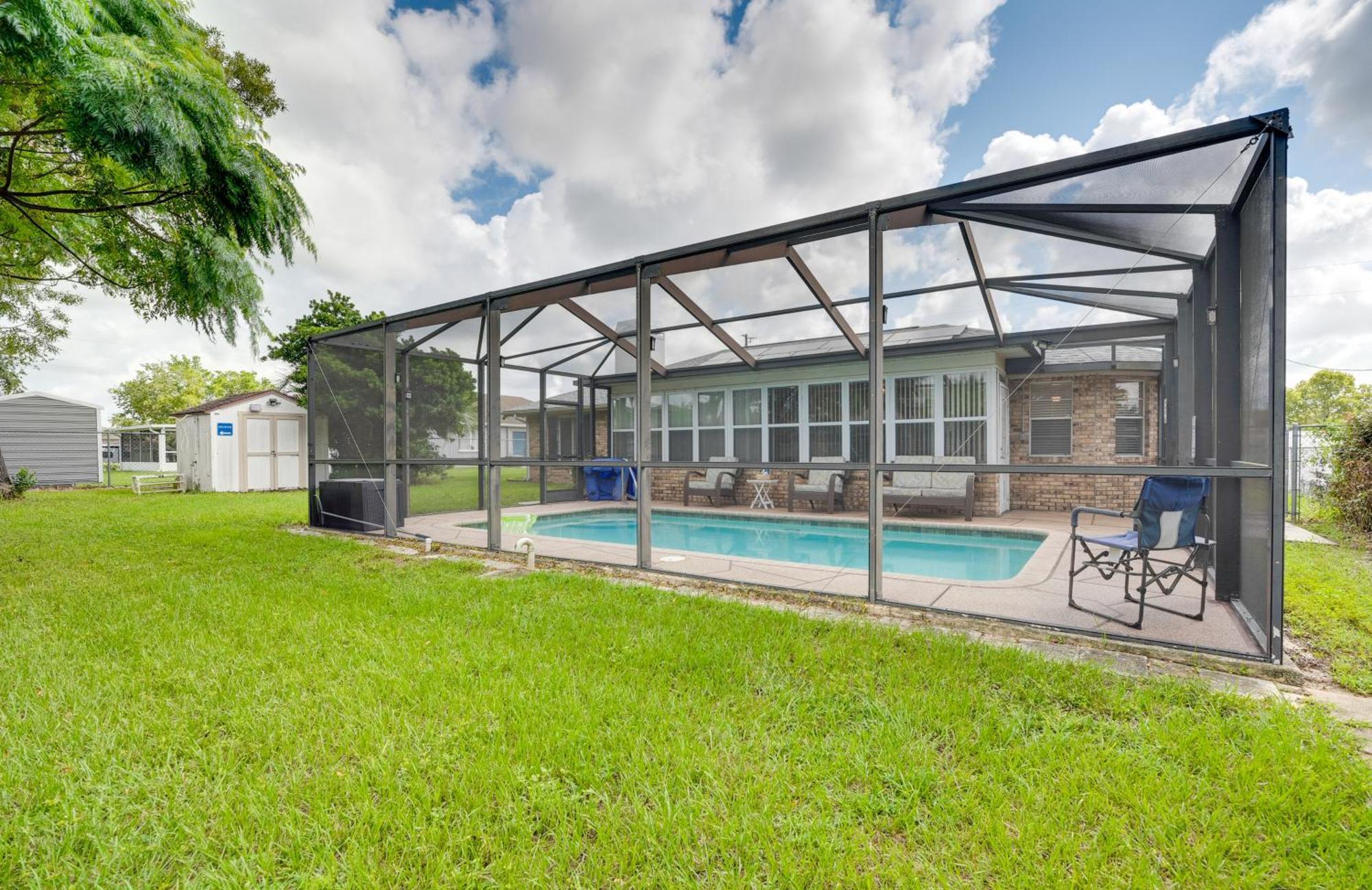 Spring Hill Retreat With Heated Pool And 4-In-1 Grill Βίλα Εξωτερικό φωτογραφία