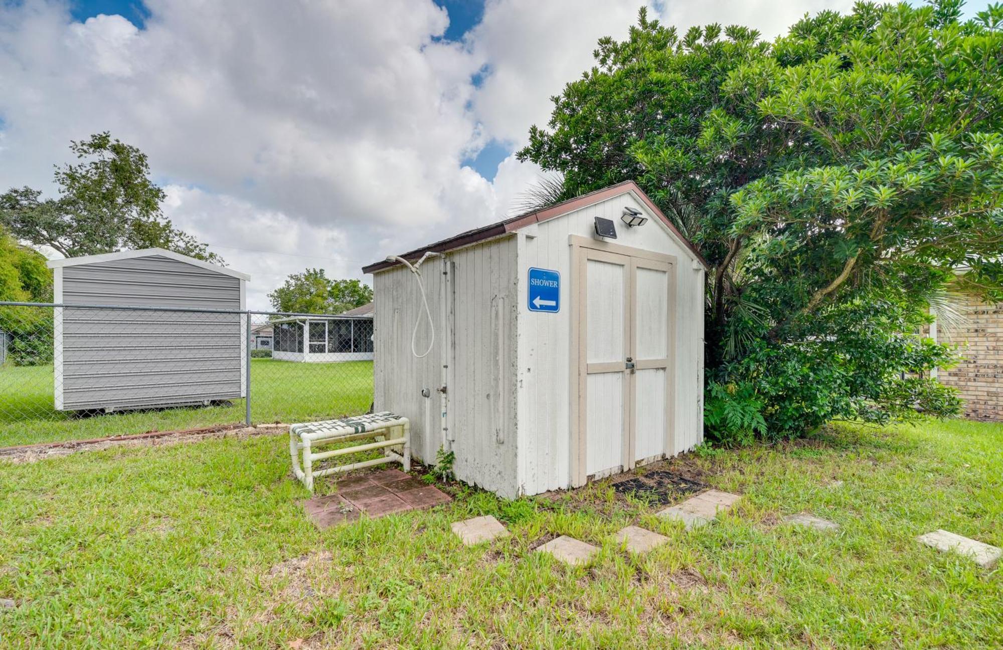 Spring Hill Retreat With Heated Pool And 4-In-1 Grill Βίλα Εξωτερικό φωτογραφία