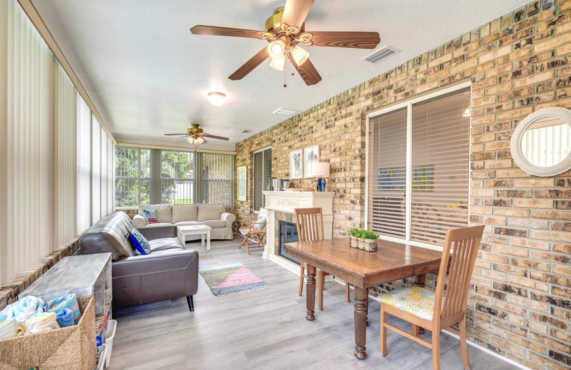 Spring Hill Retreat With Heated Pool And 4-In-1 Grill Βίλα Εξωτερικό φωτογραφία