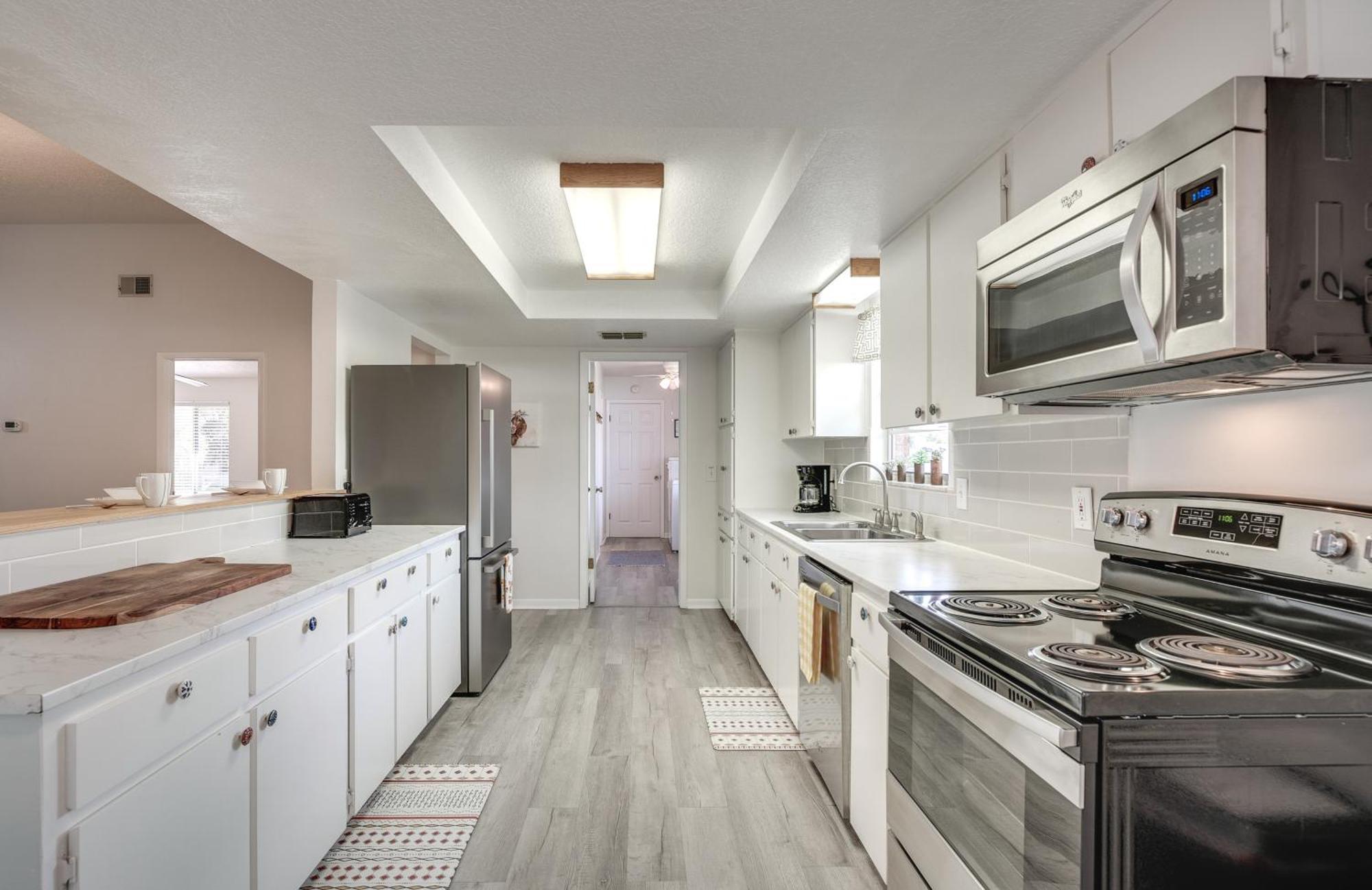 Spring Hill Retreat With Heated Pool And 4-In-1 Grill Βίλα Εξωτερικό φωτογραφία