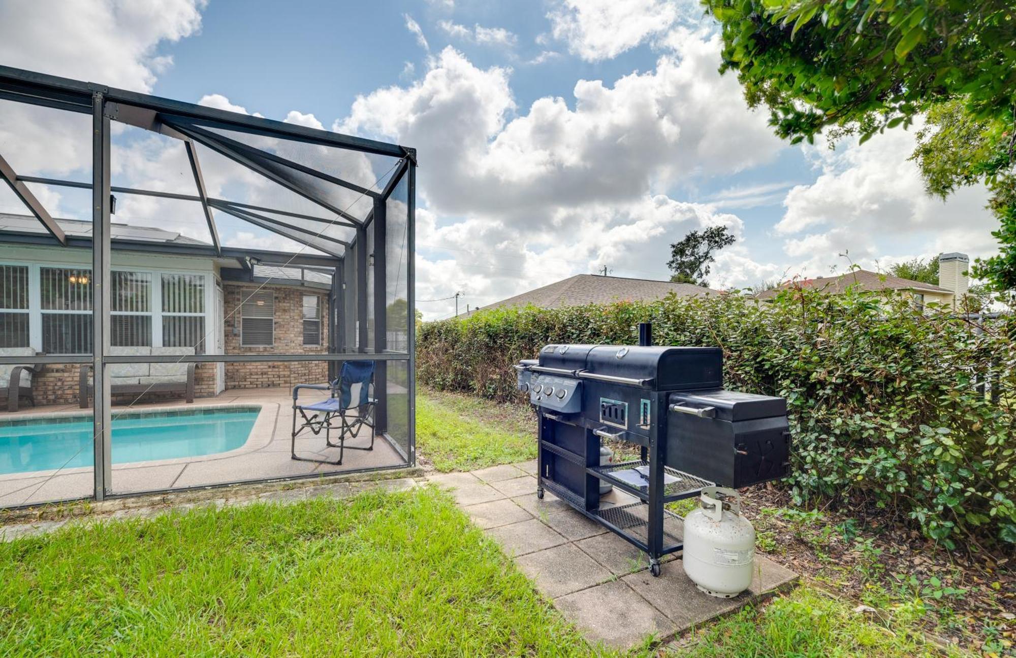 Spring Hill Retreat With Heated Pool And 4-In-1 Grill Βίλα Εξωτερικό φωτογραφία