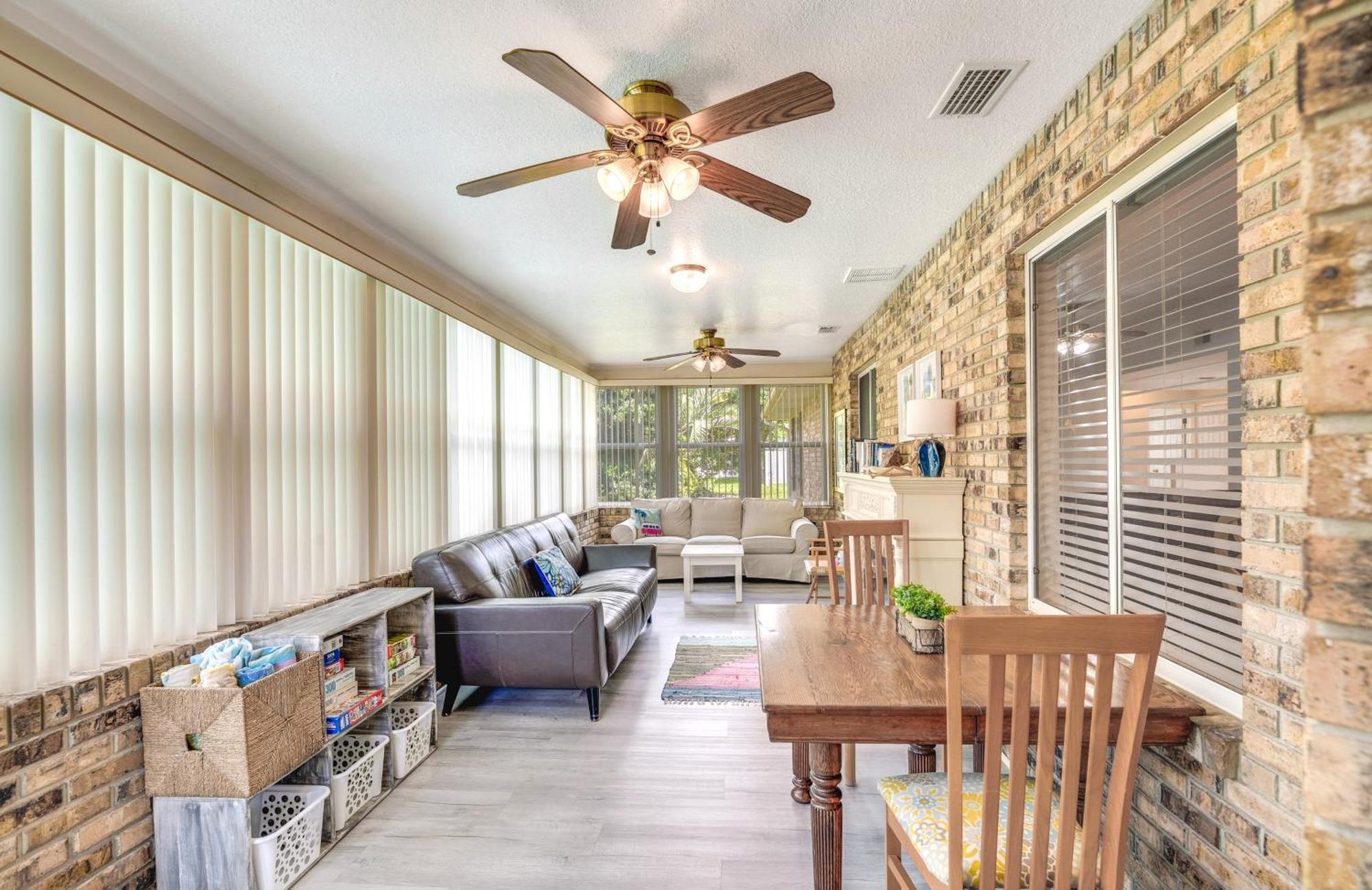 Spring Hill Retreat With Heated Pool And 4-In-1 Grill Βίλα Εξωτερικό φωτογραφία